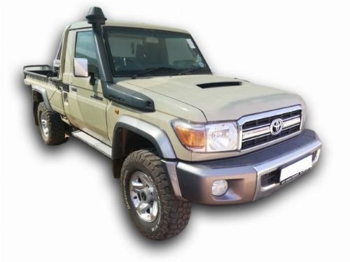 Repossessed TOYOTA LAND CRUISER